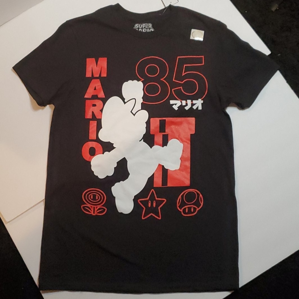 Super Mario 85 Tee tshirt NWT